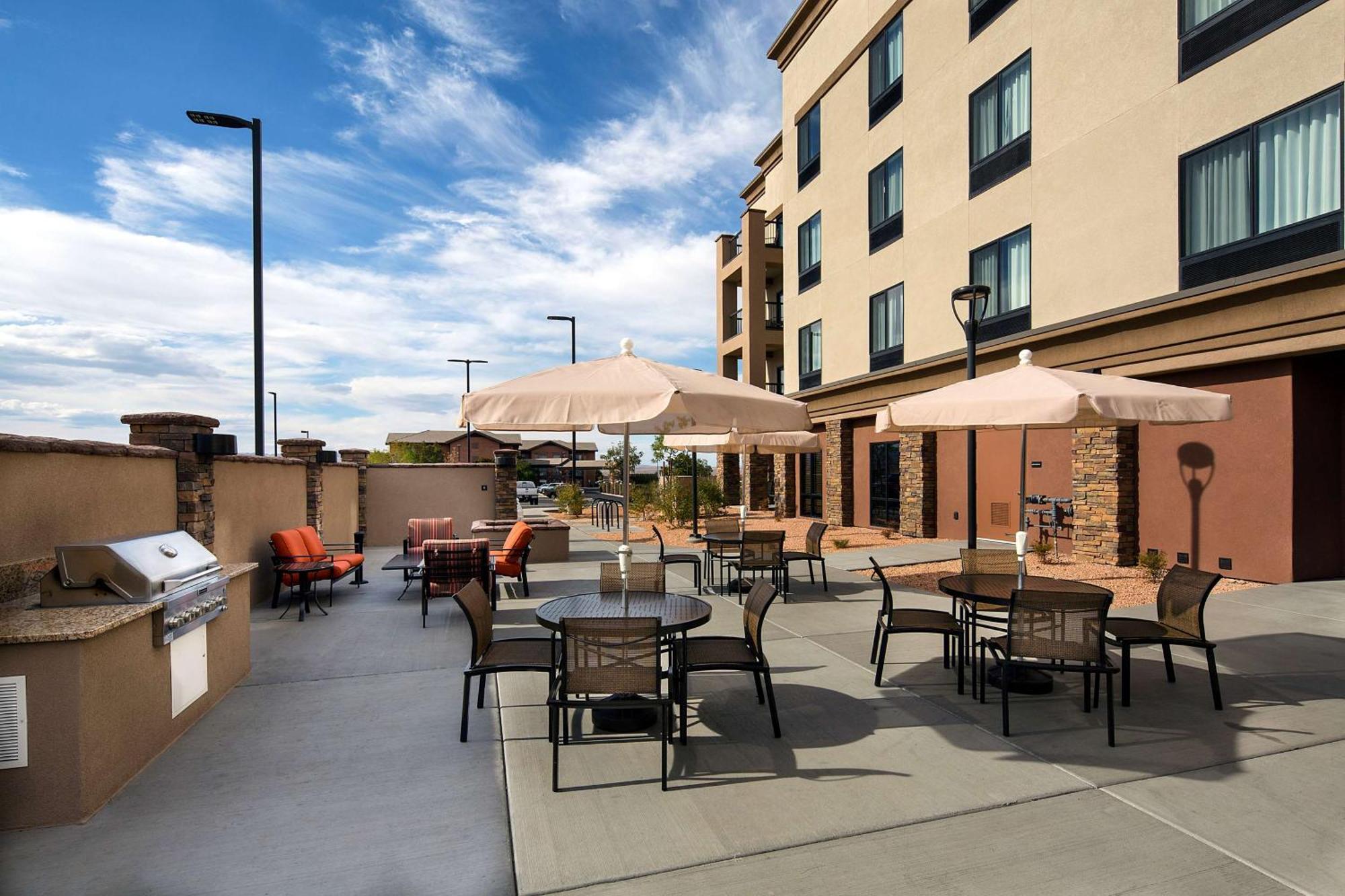 Hampton Inn & Suites Page - Lake Powell Exterior foto